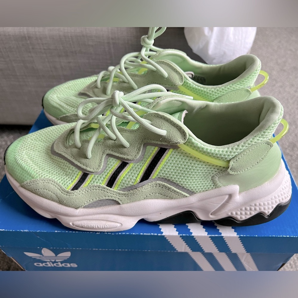 Adidas Ozweego Sneakers